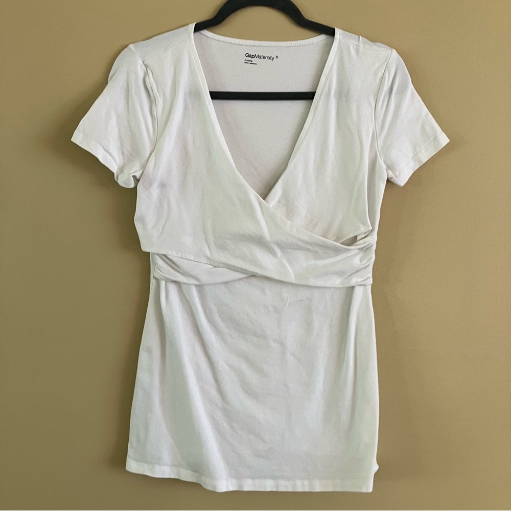 GAP Maternity White Nursing Wrap V-neck Stretch Top